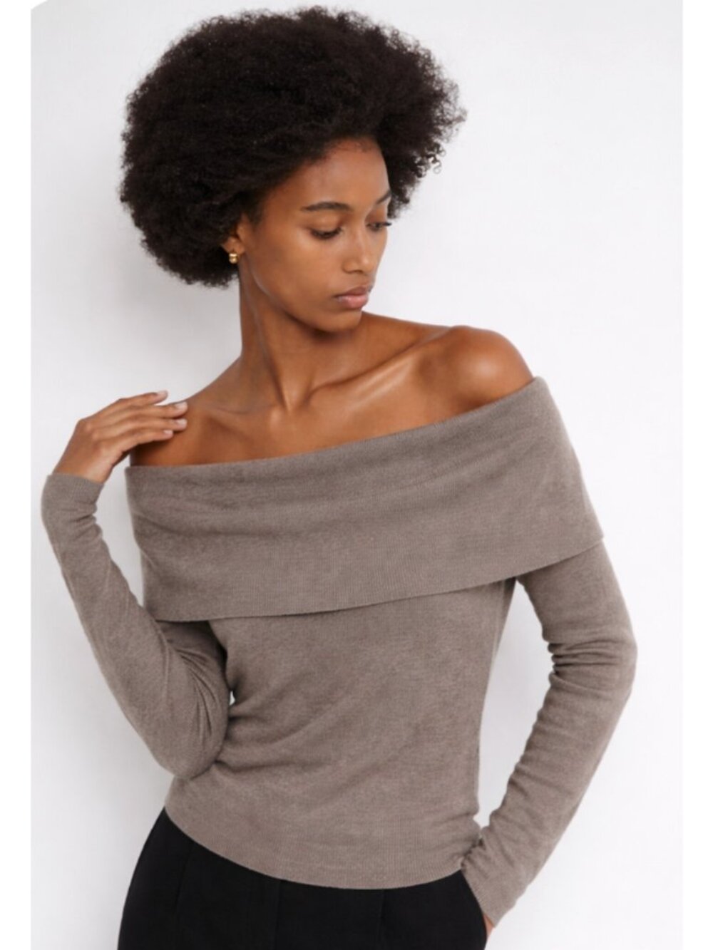ARITZIA WILFRED Nova Sepia Brown Off Shoulder Sweater Top Large Minimalist 90s